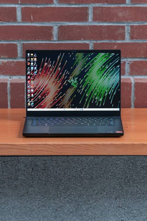 雷蛇灵刃 14 2023 小钢炮游戏本：RTX 4070塞进14寸机身？