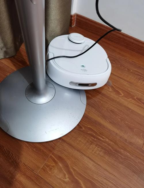 云鲸J4自清洁拖布系统实测