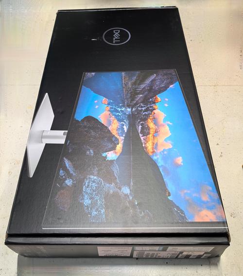 戴尔 U3223QE 4K IPS Black显示器：专业设计新选择？