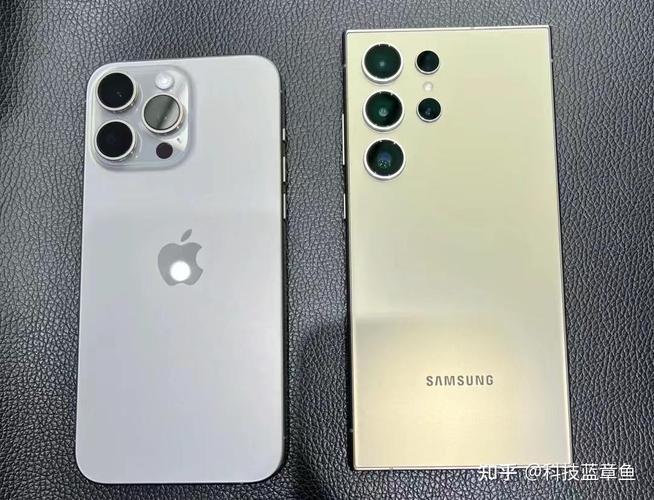 三星 Galaxy S24 Ultra vs iPhone 15 Pro Max：谁才是安卓与iOS的影像机皇？