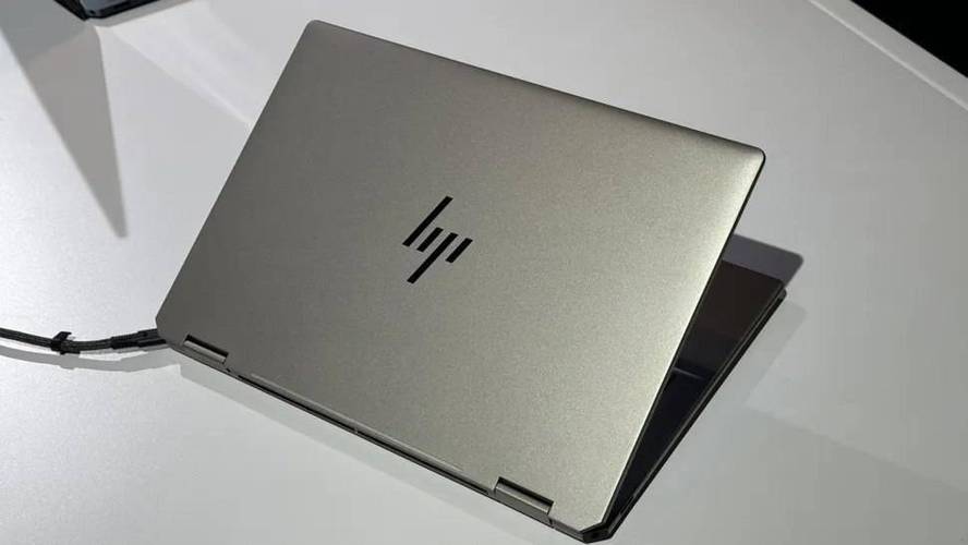 惠普Spectre x360 14二合一形态实用性分析