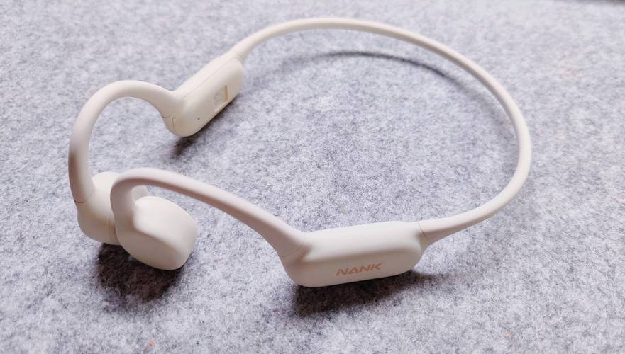 骨传导耳机漏音问题解决了吗？