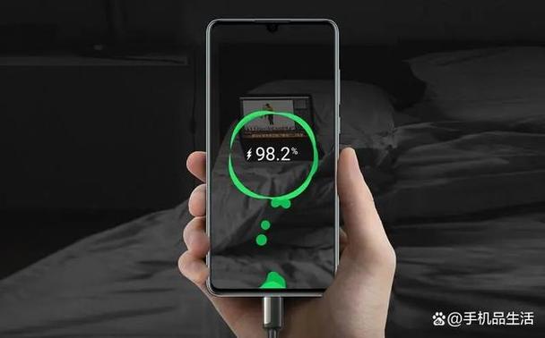 240W 快充手机半年后：电池健康度暴跌至 60%？