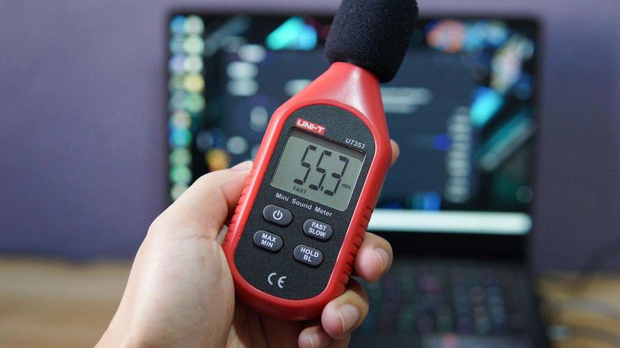 数码设备噪音污染：游戏本风扇声达 85 分贝