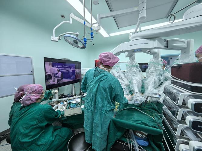 AR 远程手术指导：专家实时标注手术部位，基层医院手术水平提升​