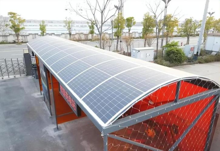 柔性光伏组件：可弯曲贴合建筑表面，光伏发电场景再拓展​